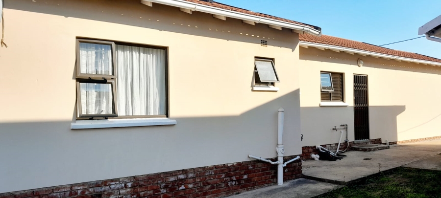 3 Bedroom Property for Sale in Graceland Eastern Cape
